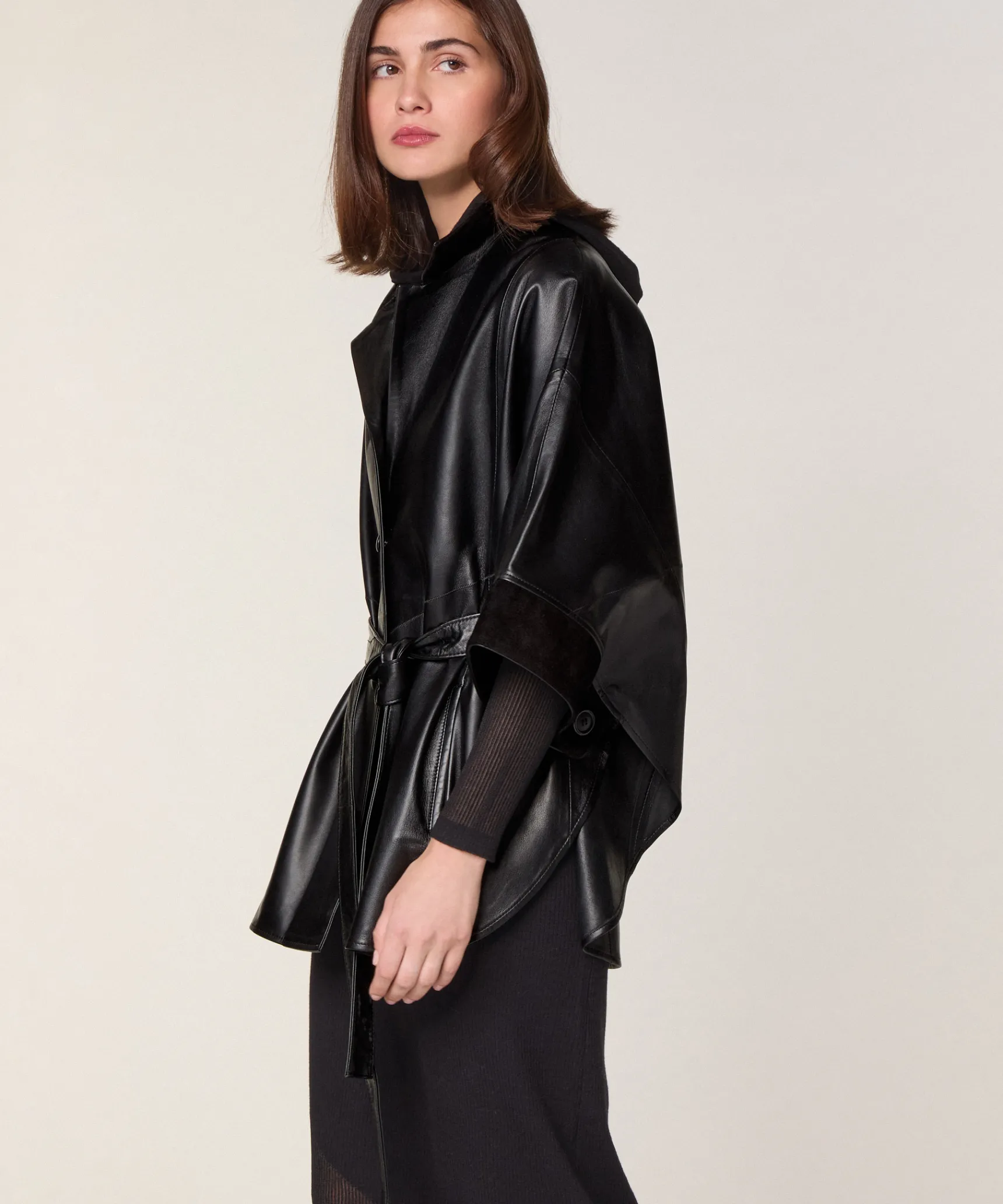 Discount Rodier Cape en cuir noir