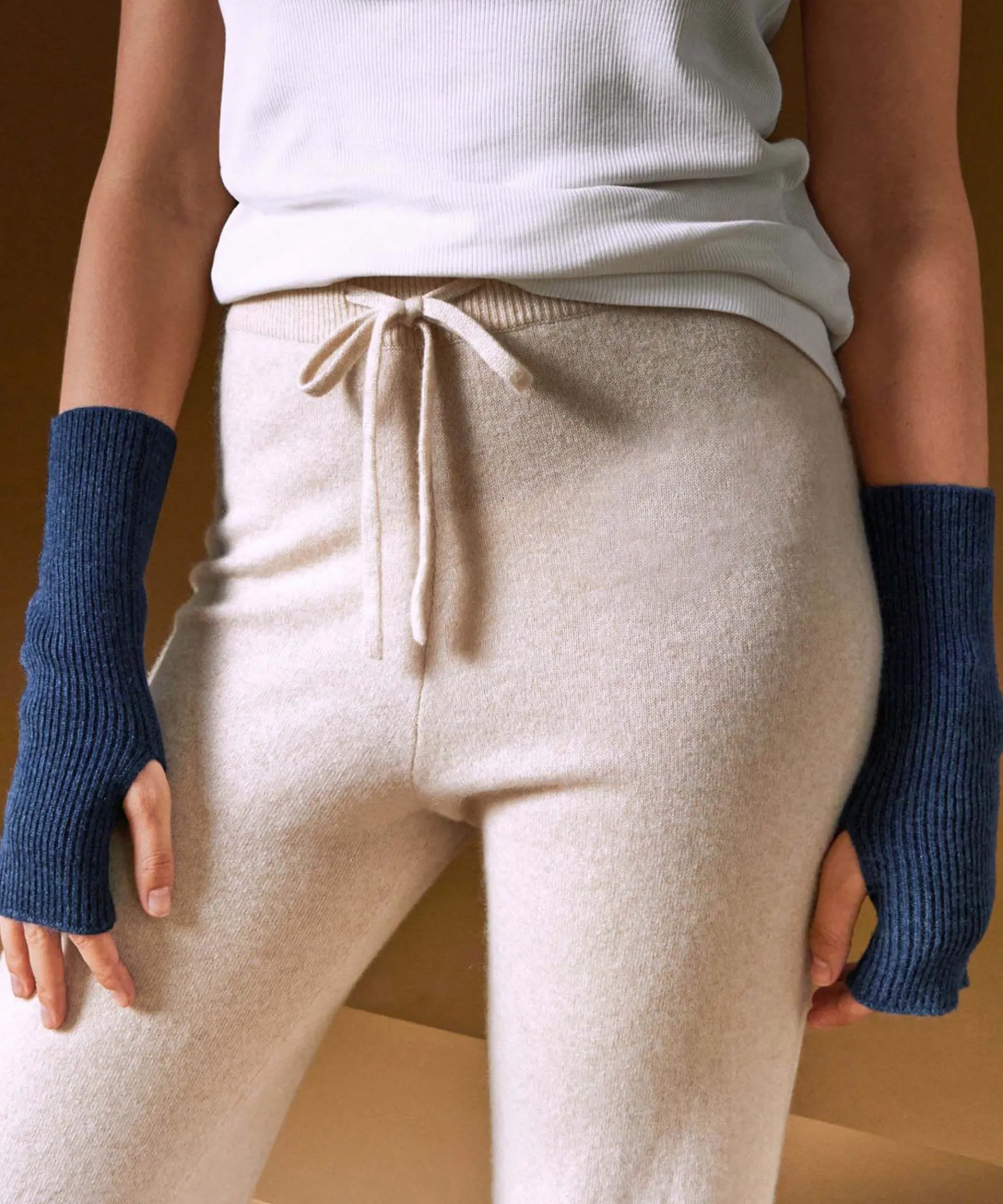 Sale Rodier Mitaines en cachemire bleu denim