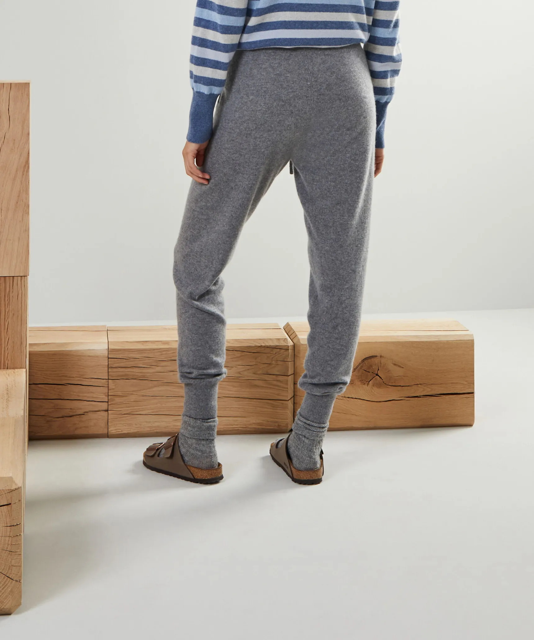 New Rodier Pantalon jogging en cachemire 2 fils gris moyen