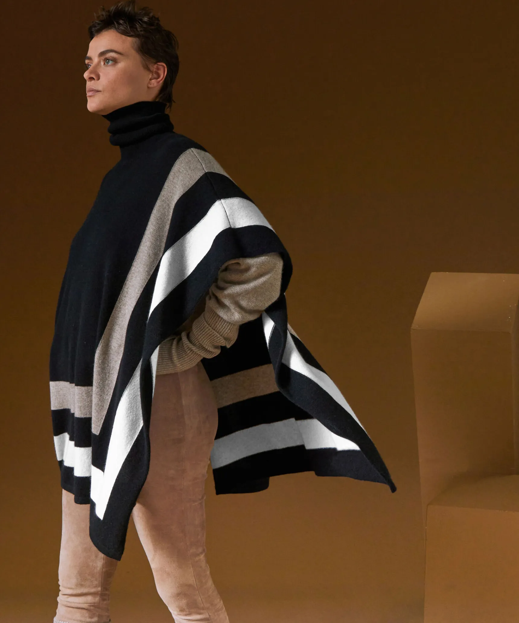 Rodier Poncho en cachemire noir