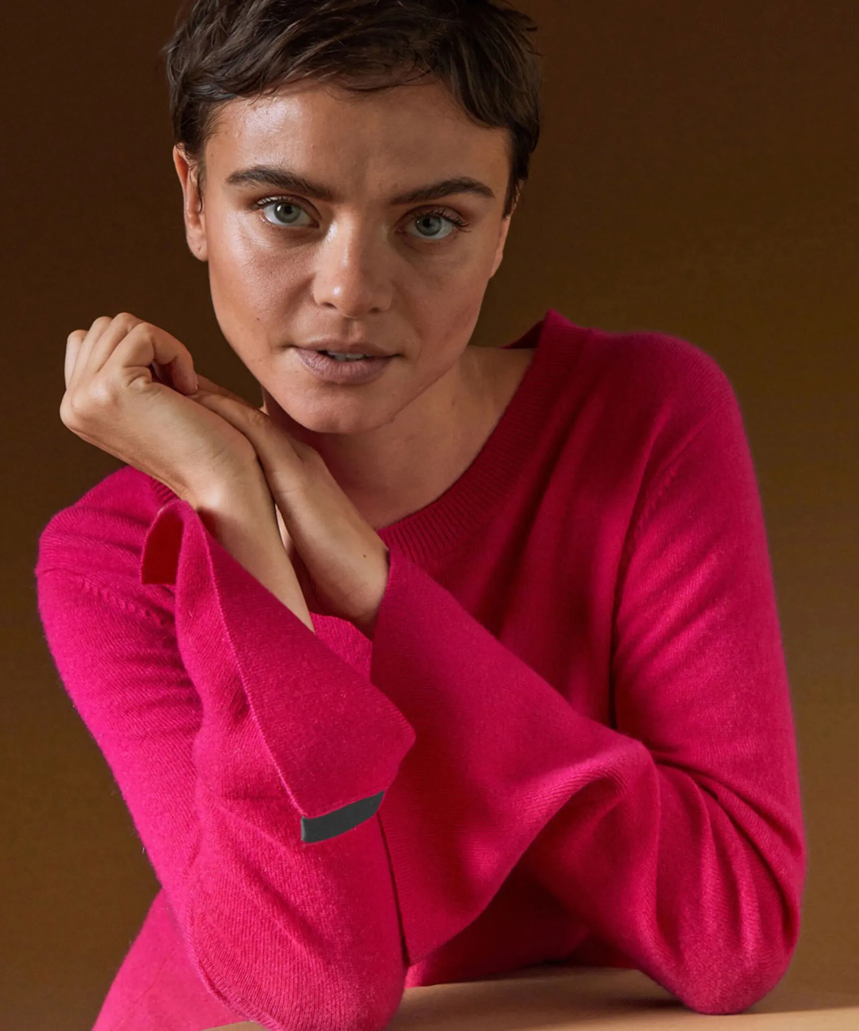 Hot Rodier Pull col rond en cachemire rose tonique