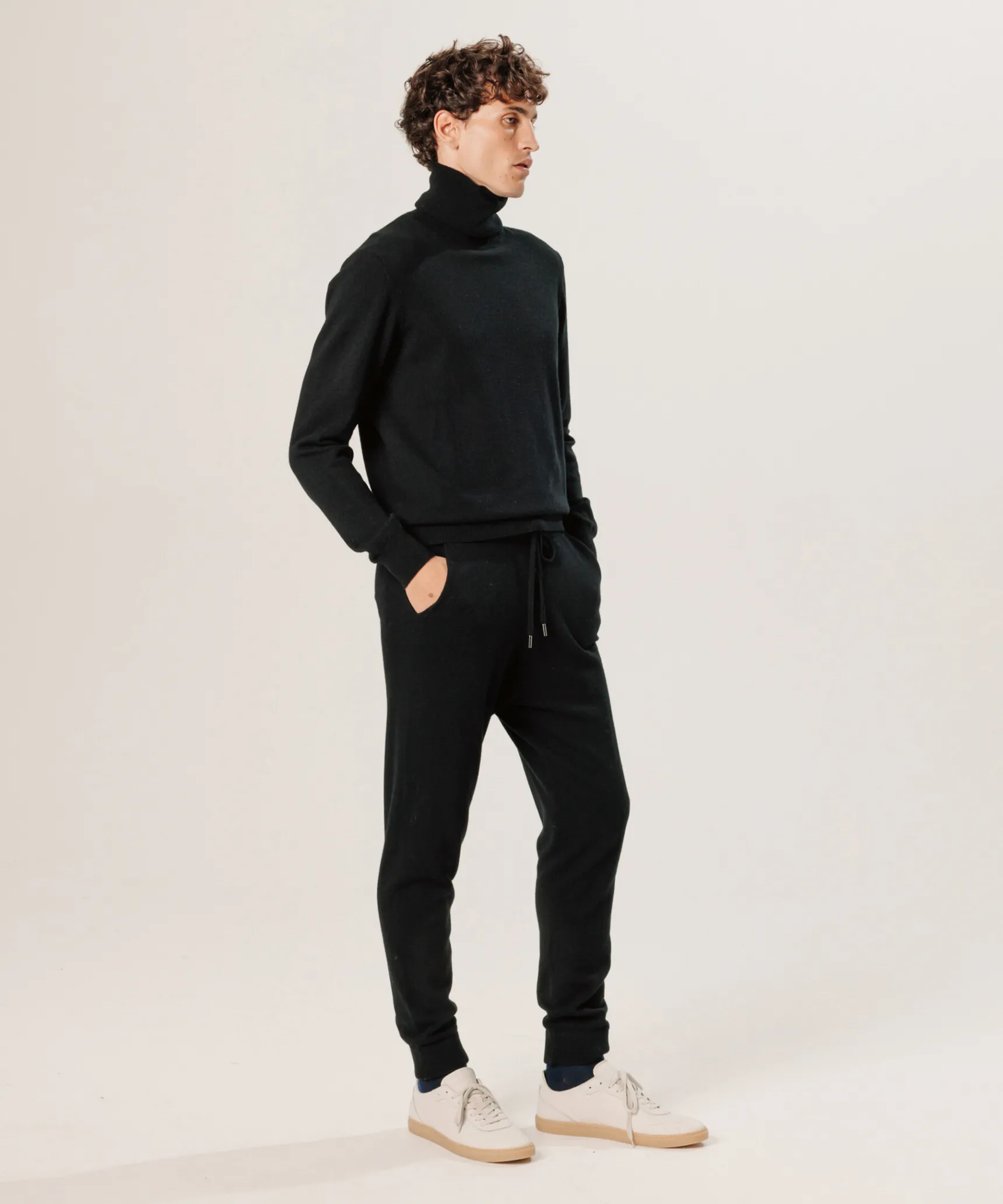 Rodier Pull col roulé en cachemire noir