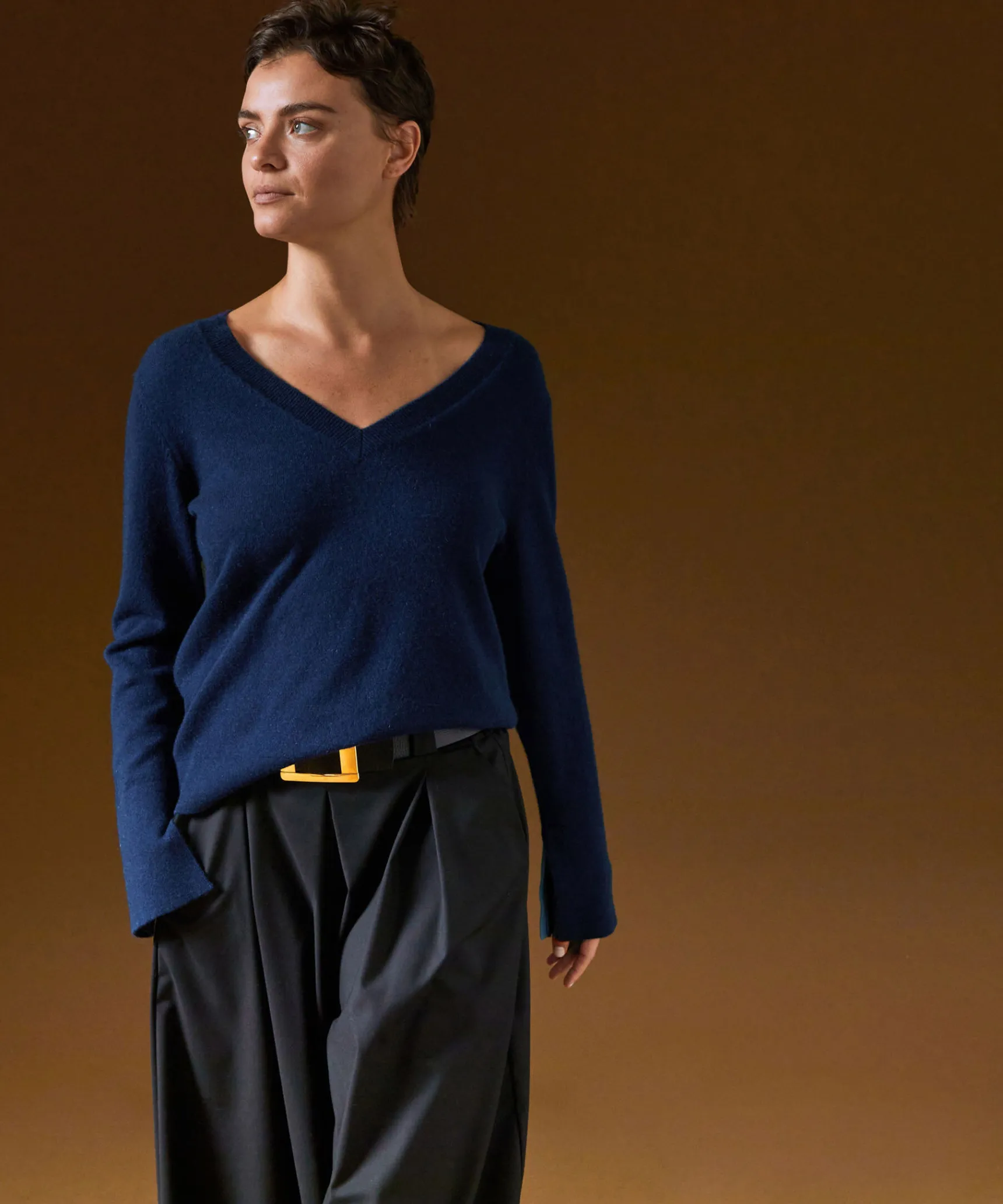 Rodier Pull col V en cachemire bleu marine