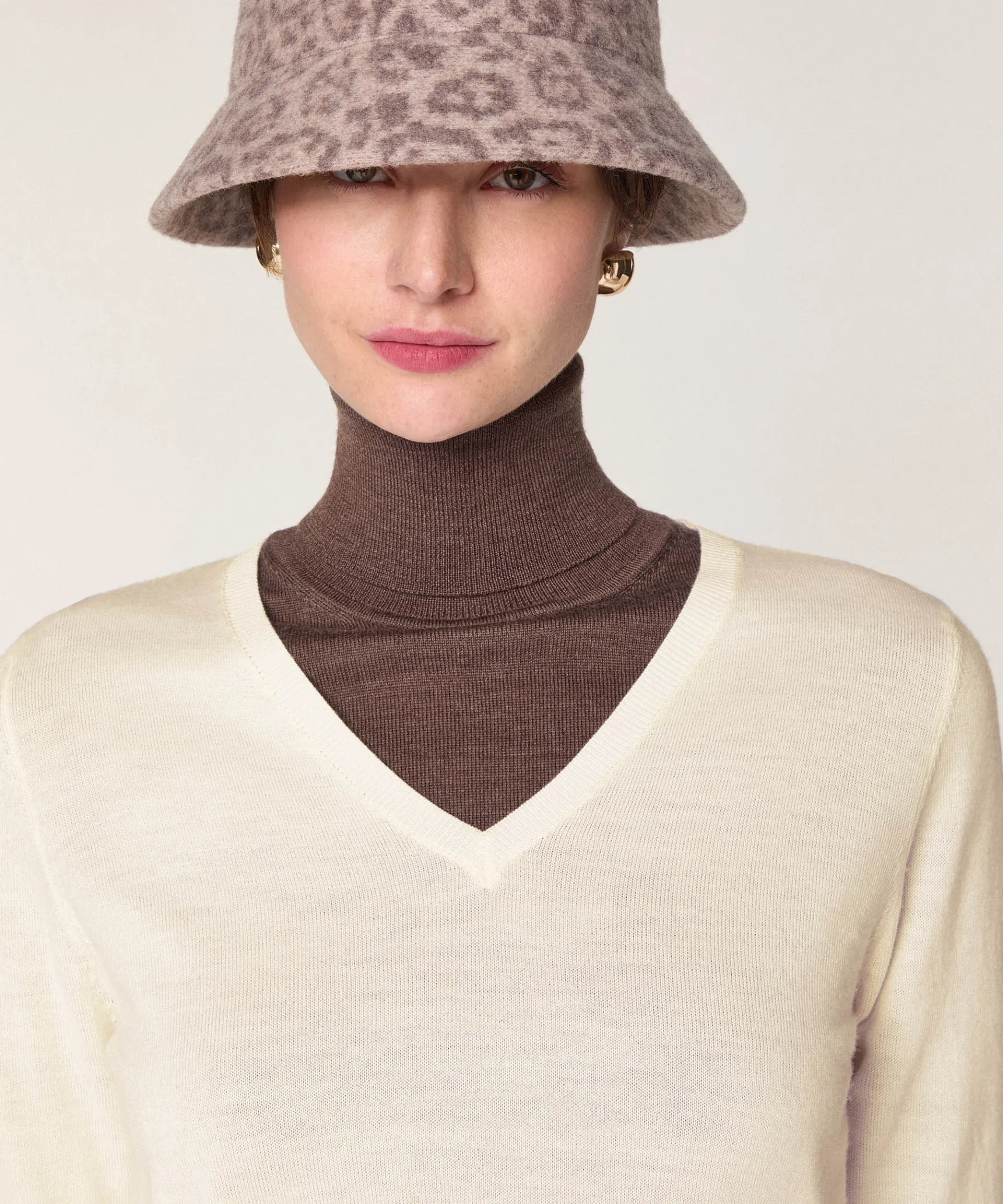 Discount Rodier Pull col V en laine mérinos blanc écru