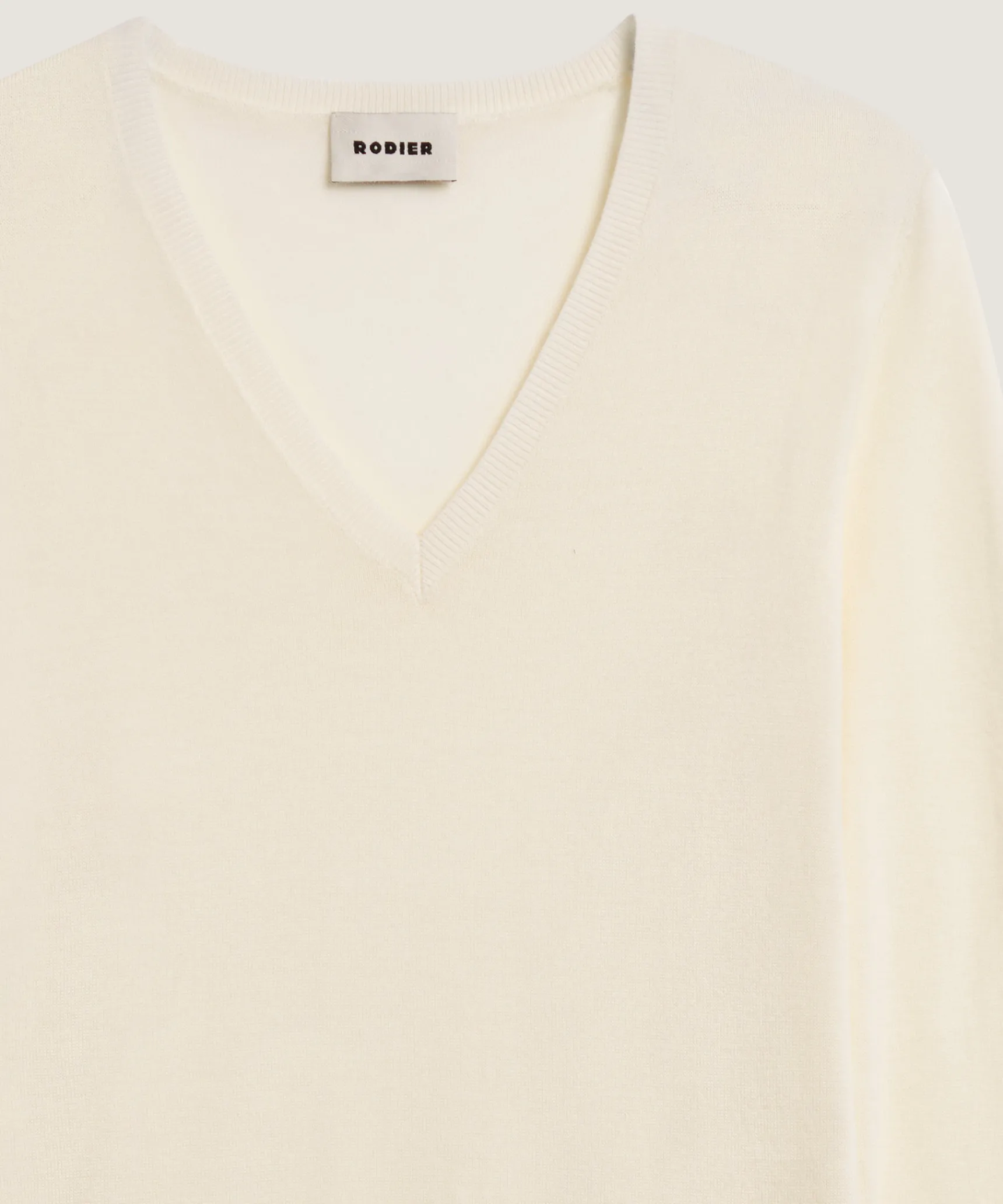 Discount Rodier Pull col V en laine mérinos blanc écru