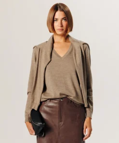Rodier Pull col V en laine mérinos beige