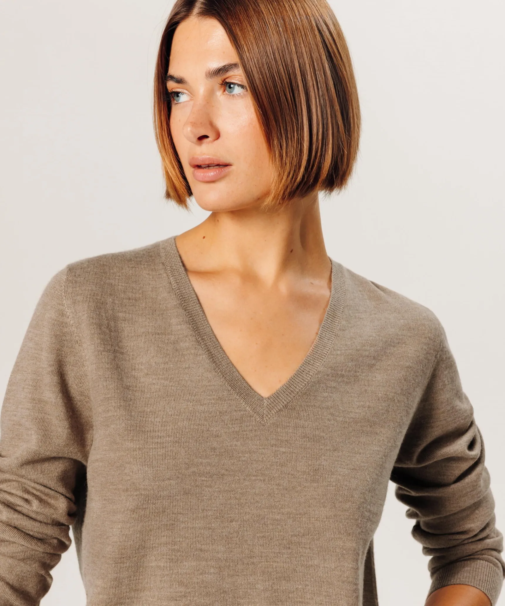 Rodier Pull col V en laine mérinos beige