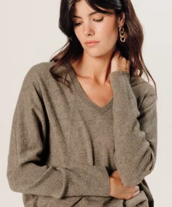 Clearance Rodier Pull col V oversize en cachemire beige