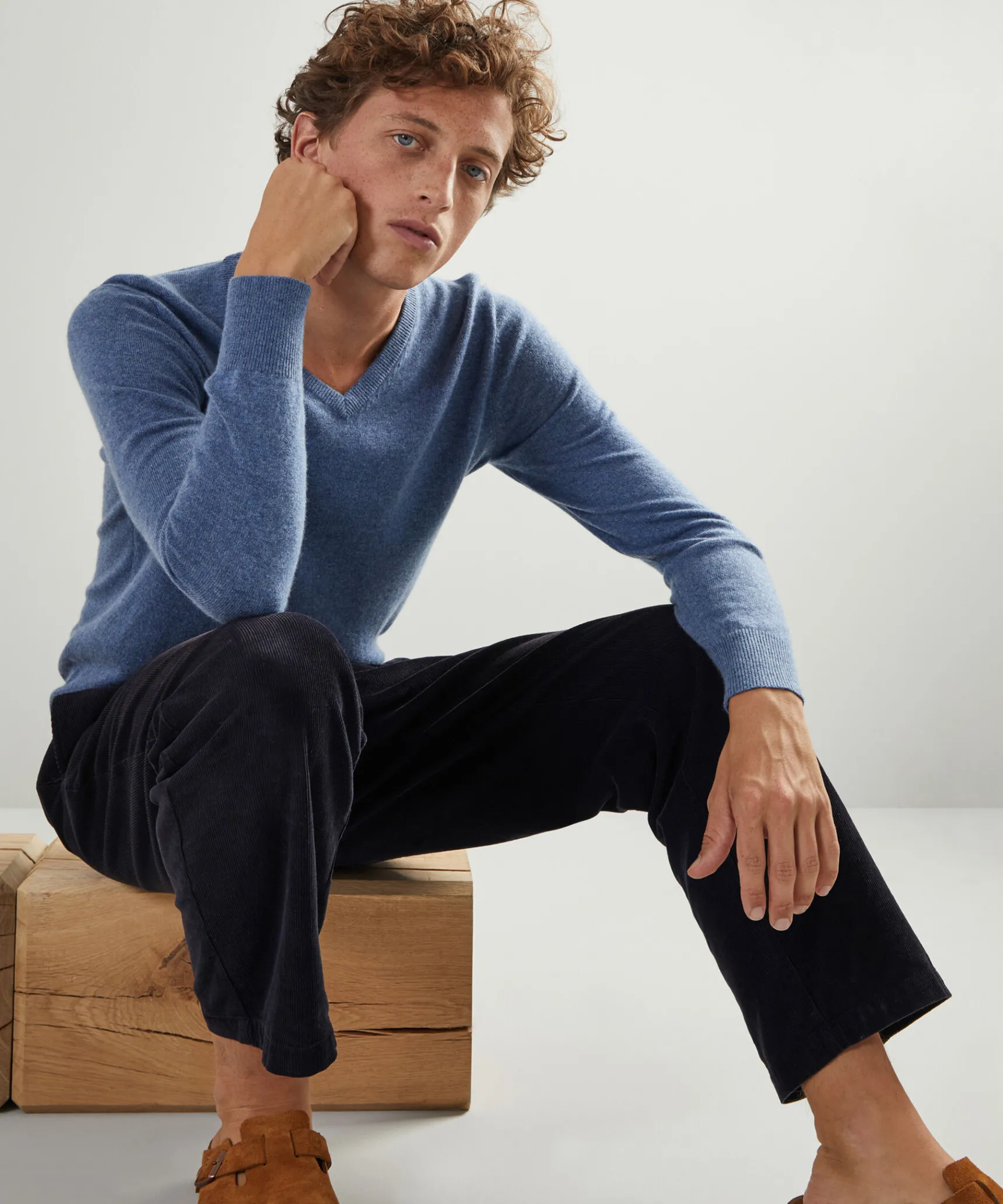 Outlet Rodier Pull homme col V en cachemire 2 fils bleu