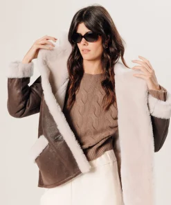 New Rodier Pull torsadé court en cachemire marron havane