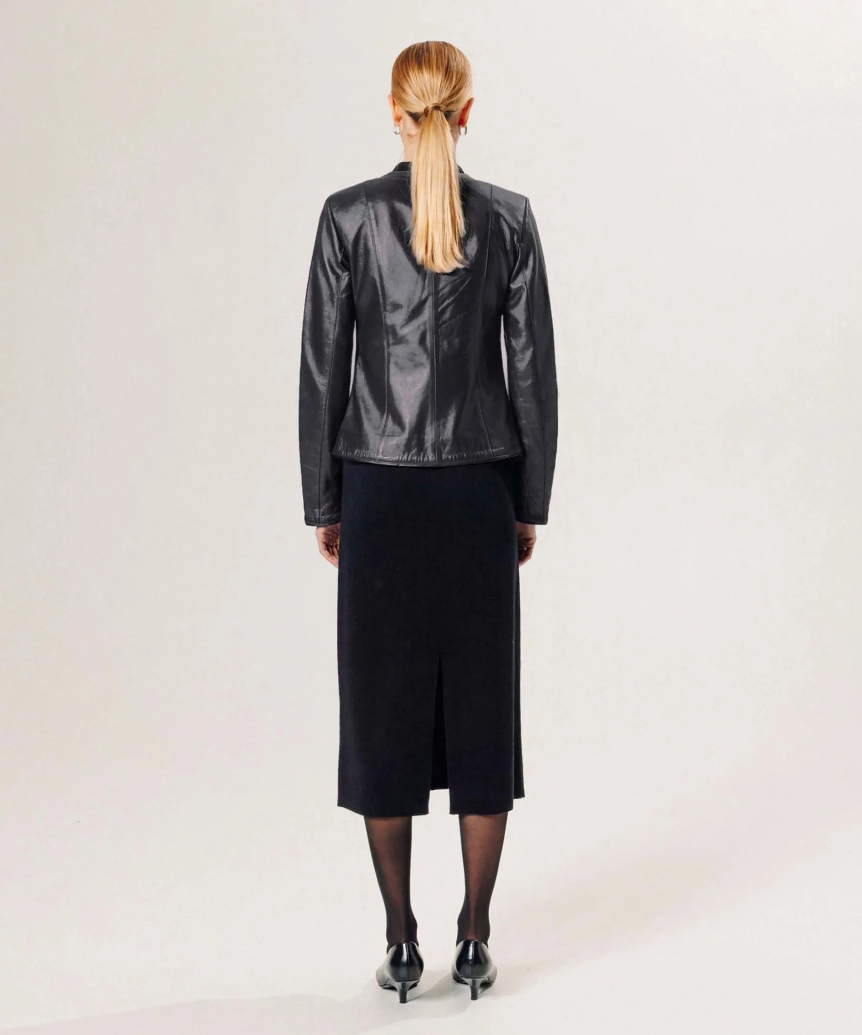 Online Rodier Veste courte zippée en cuir bleu nuit